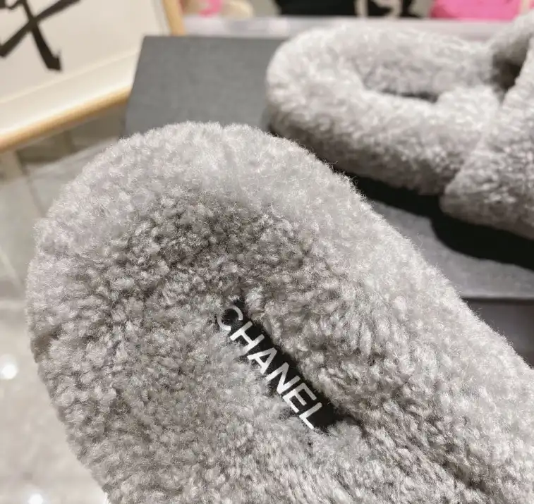 hype Chanel Slippers