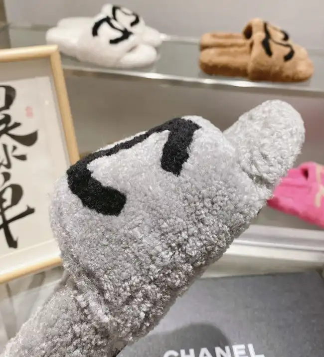 hype Chanel Slippers