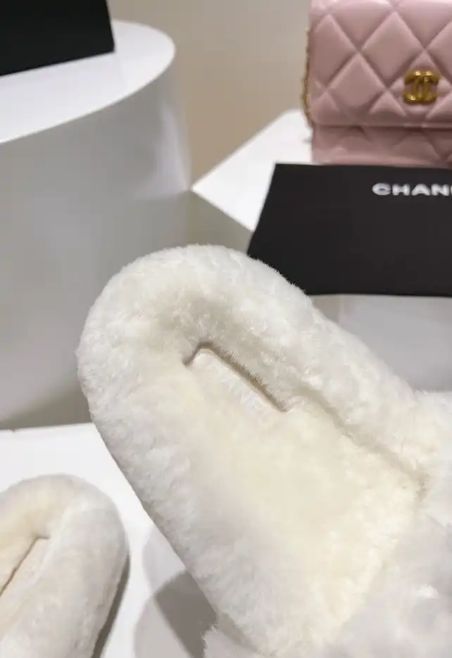 hype Chanel Slippers