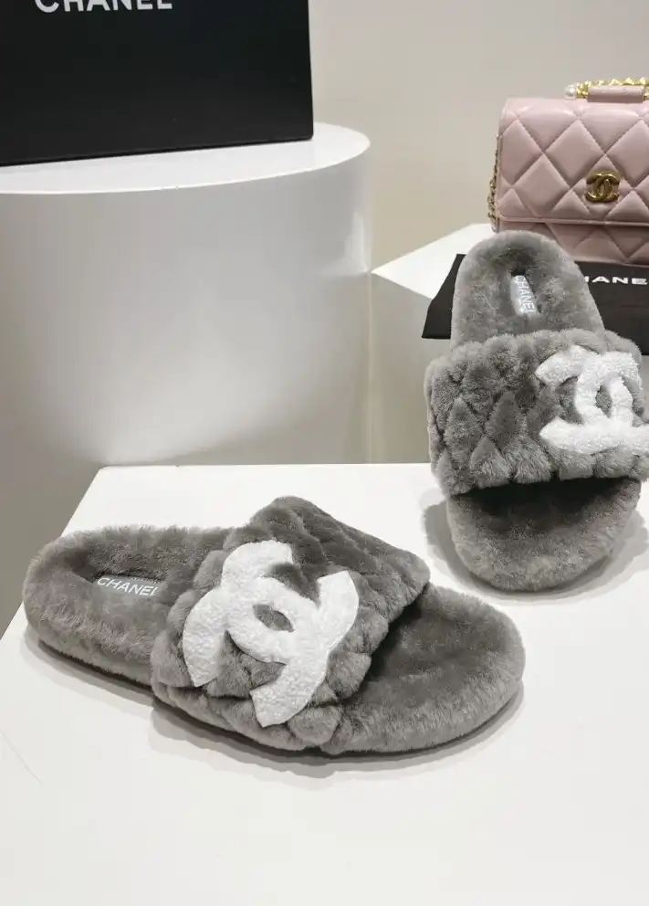 hype Chanel Slippers