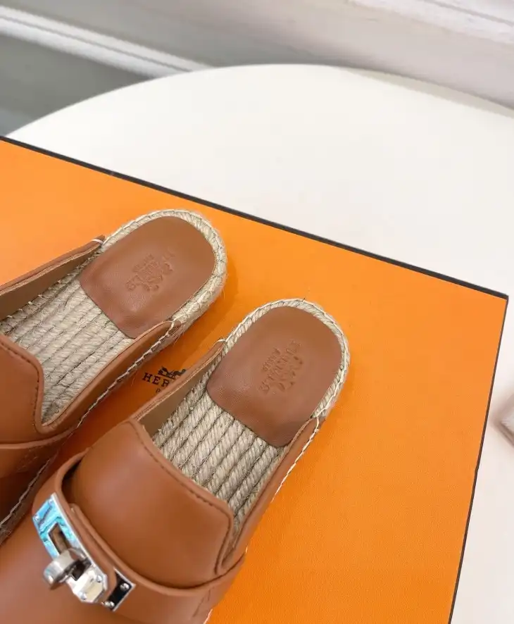 hype Hermes Slippers