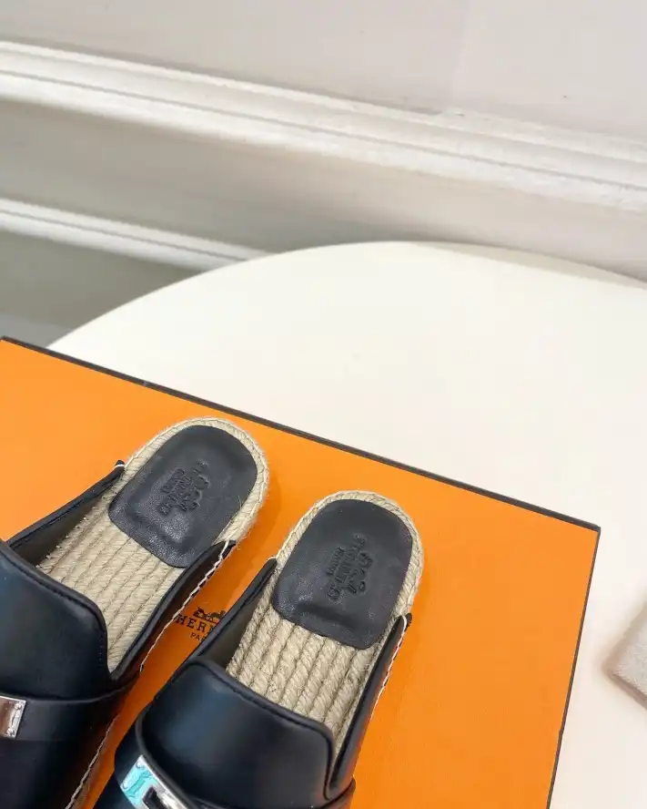 hype Hermes Slippers