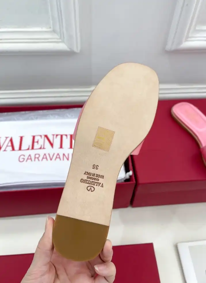 hype Valentino Slippers