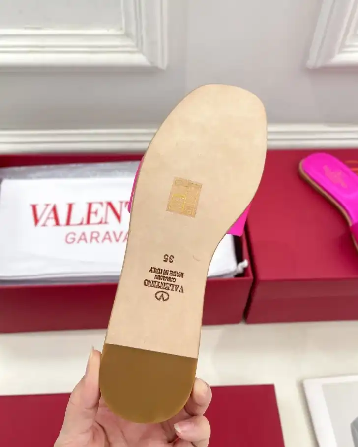 hype Valentino Slippers