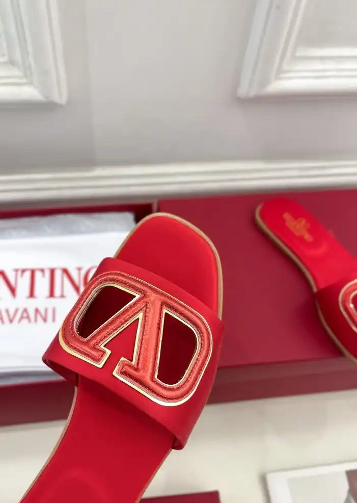 hype Valentino Slippers