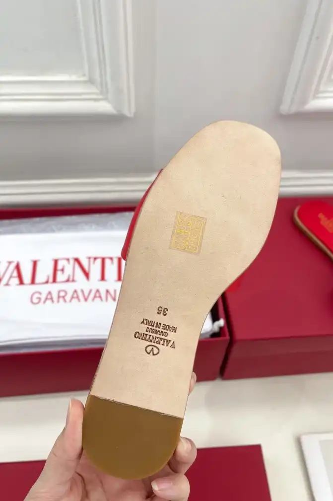 hype Valentino Slippers