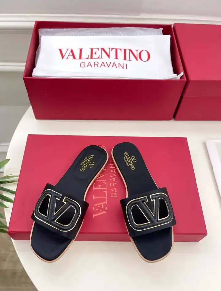 hype Valentino Slippers