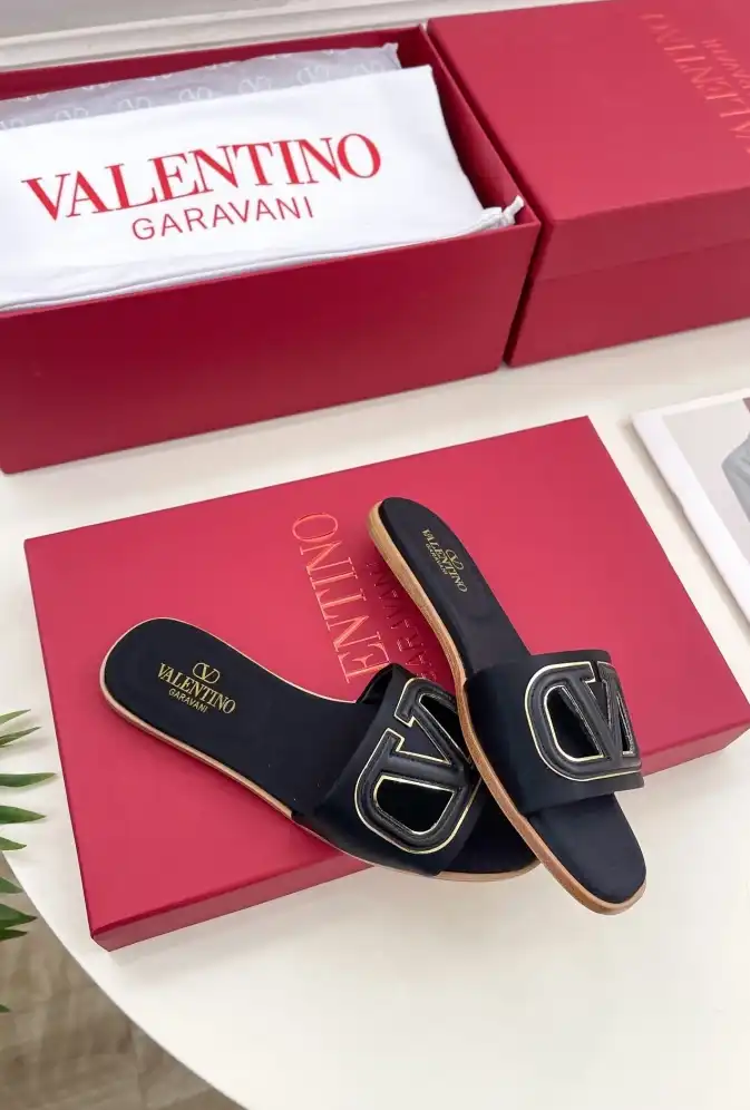 hype Valentino Slippers