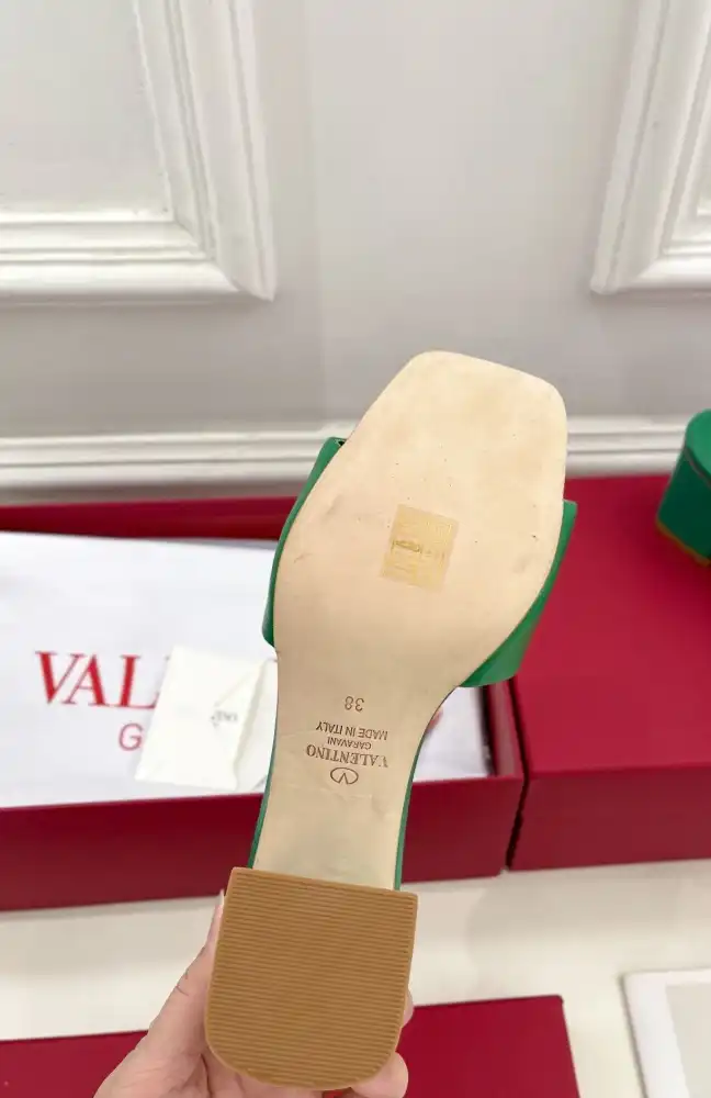 hype Valentino Slippers