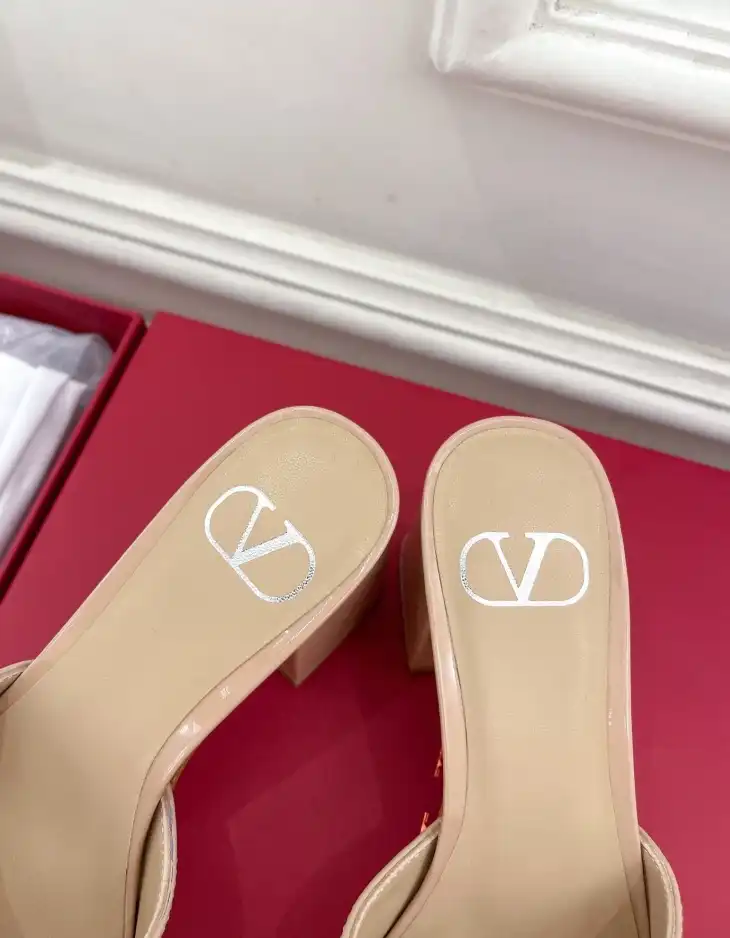 hype Valentino Slippers