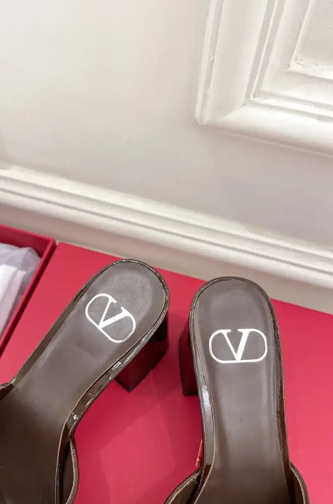 hype Valentino Slippers