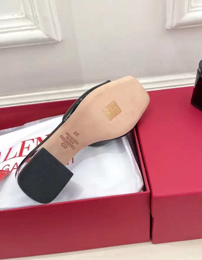 hype Valentino Slippers