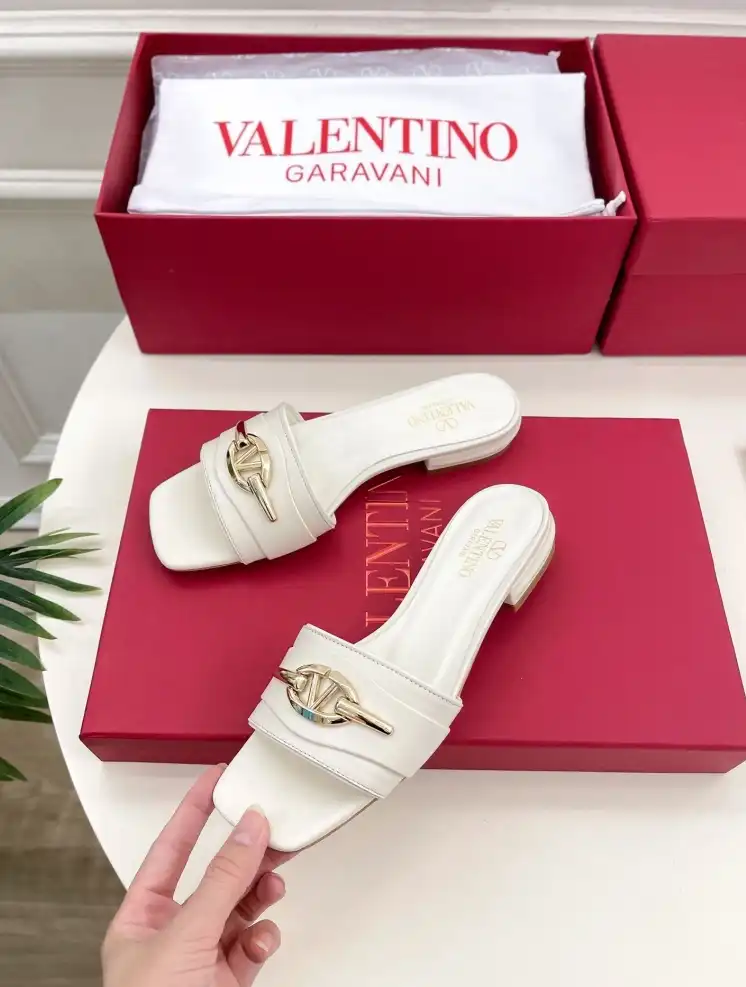 hype Valentino Slippers