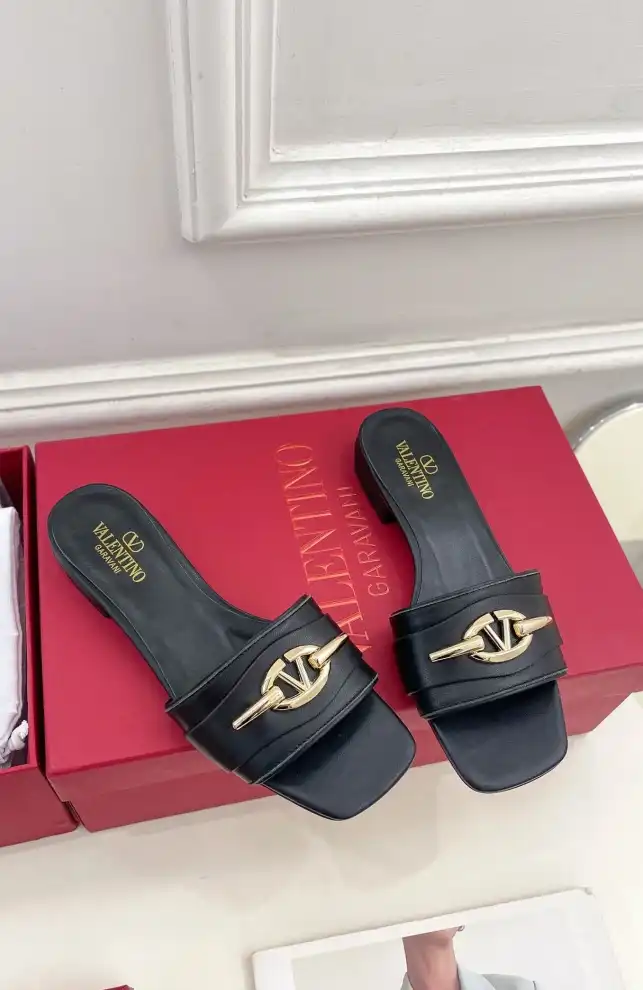 hype Valentino Slippers