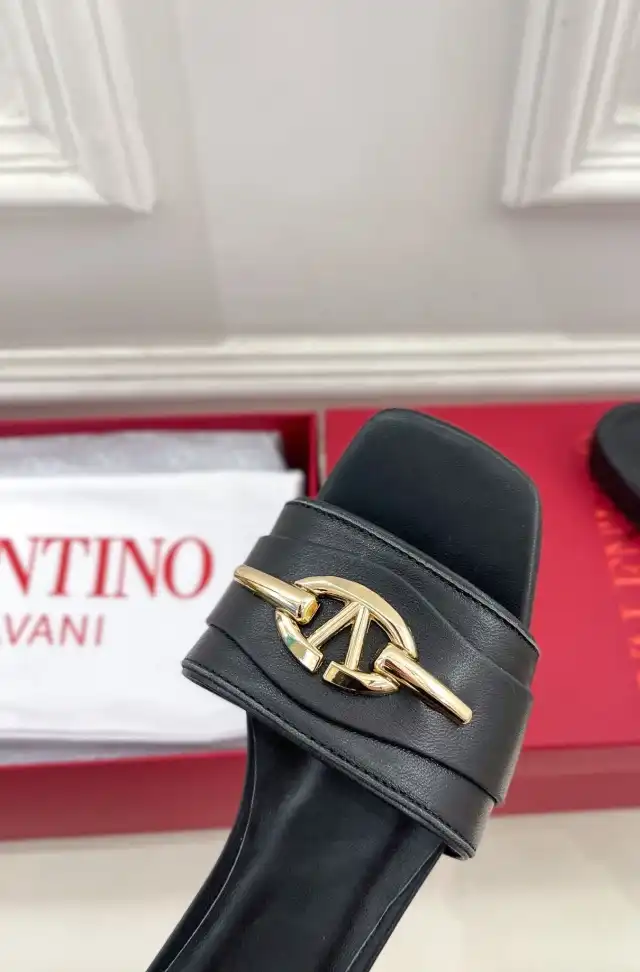 hype Valentino Slippers