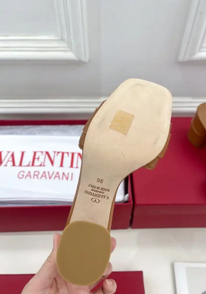 hype Valentino Slippers