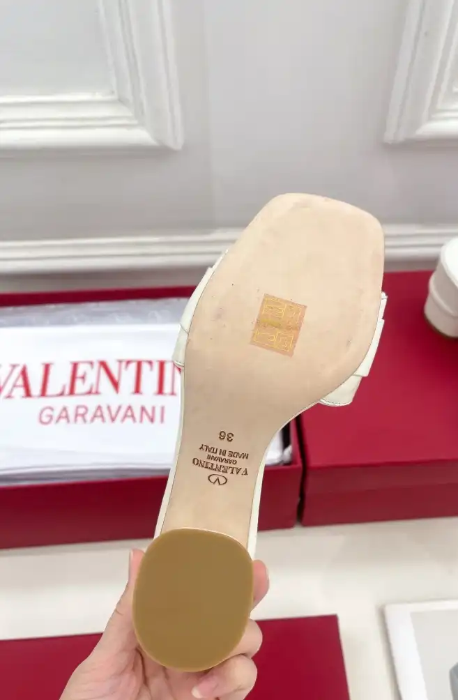 hype Valentino Slippers