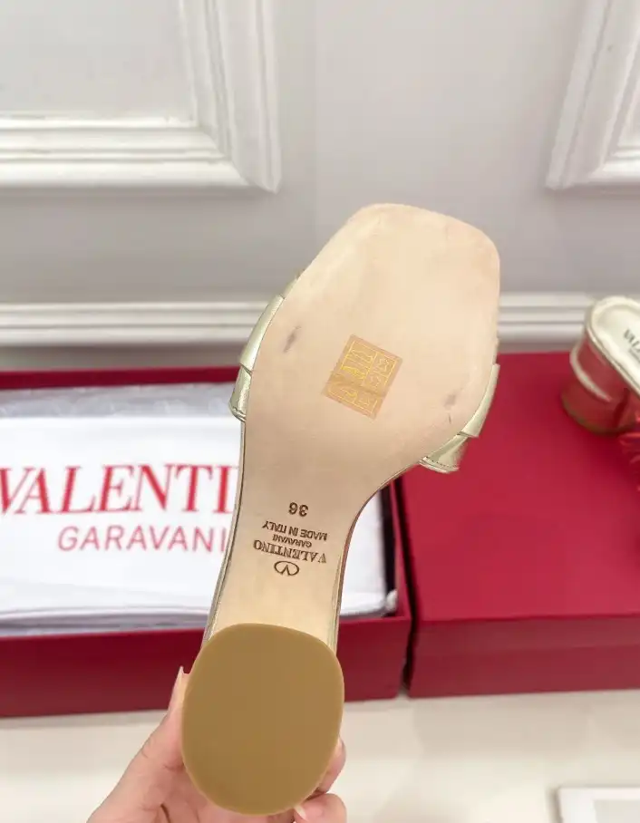 hype Valentino Slippers