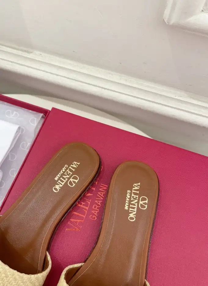 hype Valentino Slippers