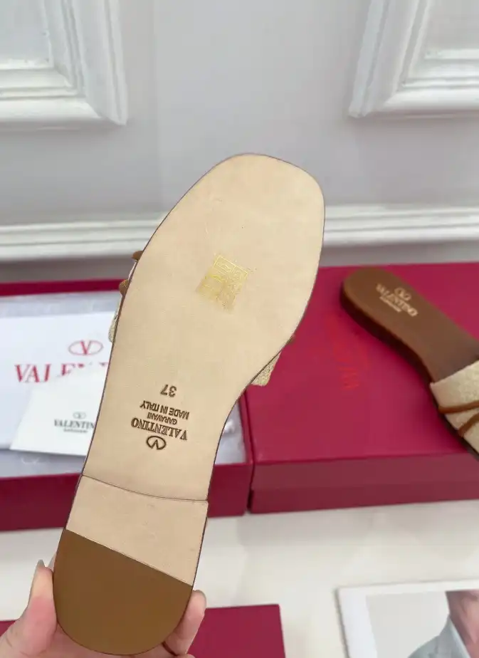 hype Valentino Slippers