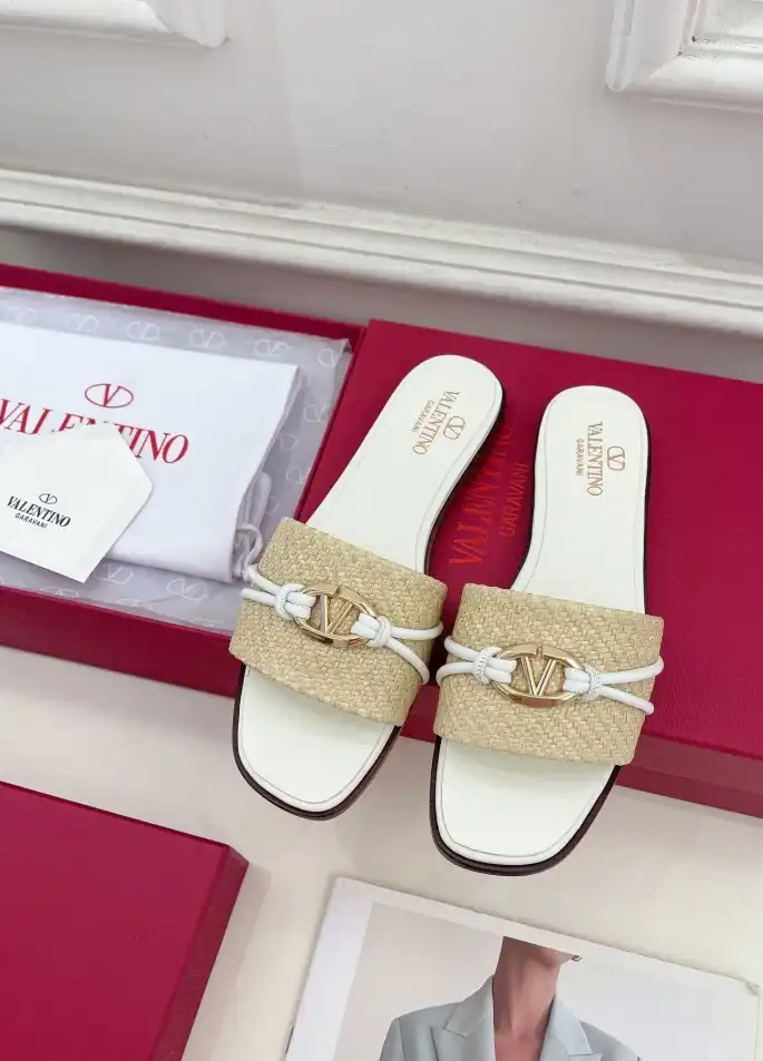 hype Valentino Slippers