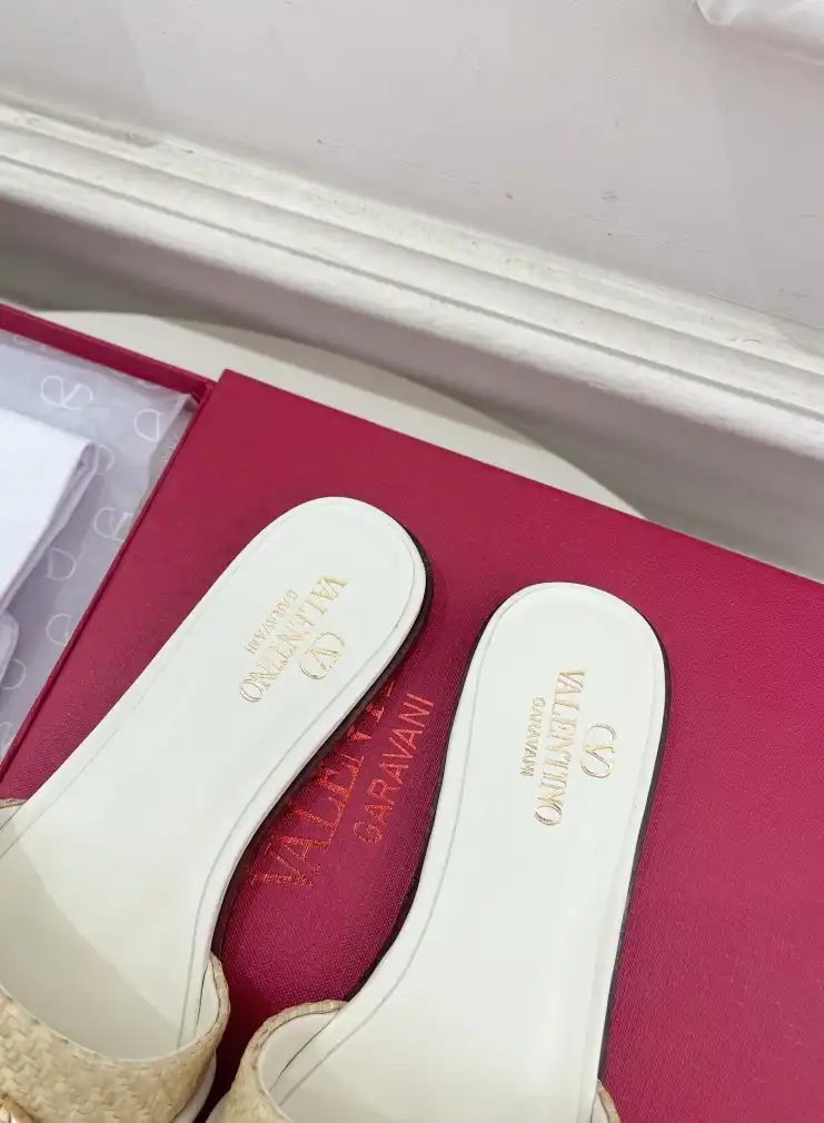 hype Valentino Slippers