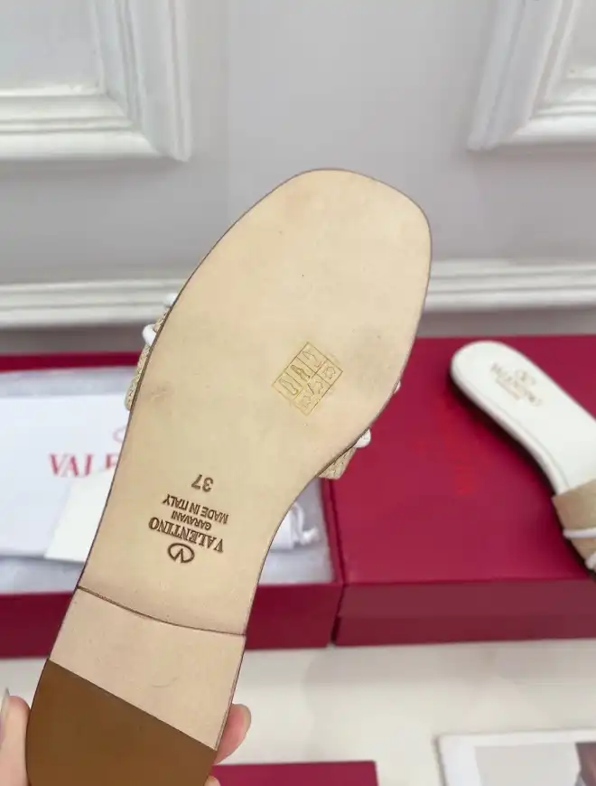 hype Valentino Slippers