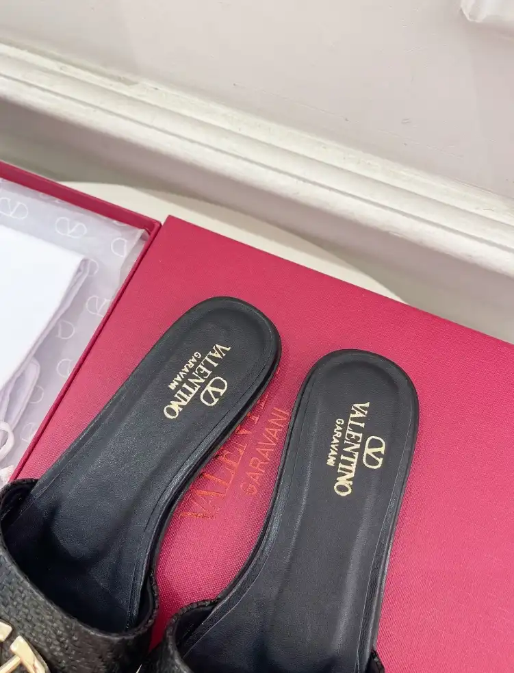 hype Valentino Slippers