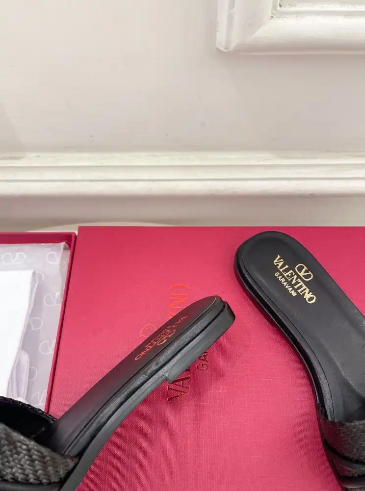 hype Valentino Slippers