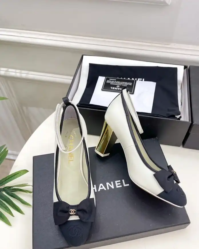 hype Chanel High Heels