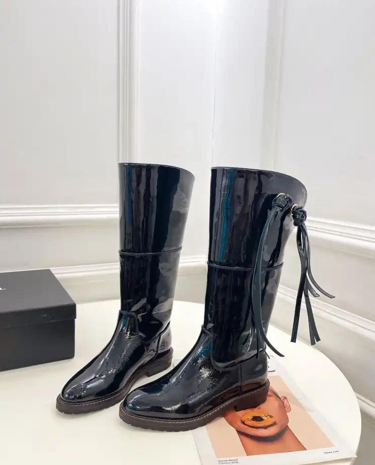 hype Chanel Boots