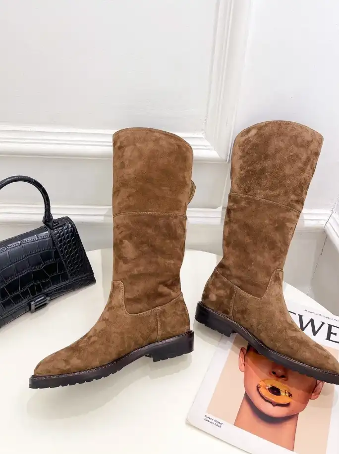 hype Chanel Boots