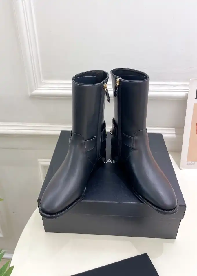 hype Chanel Boots