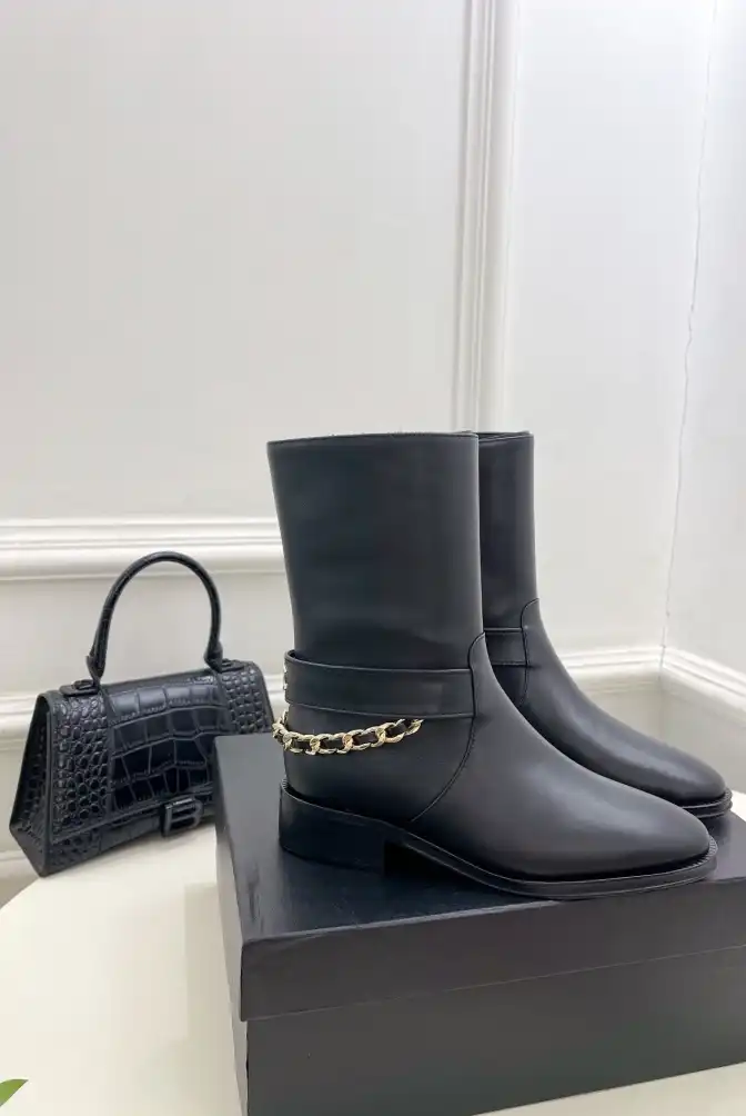 hype Chanel Boots