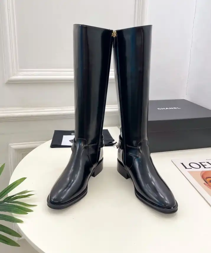 hype Chanel Boots