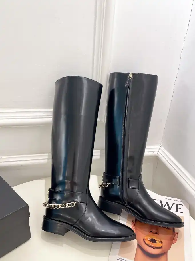 hype Chanel Boots