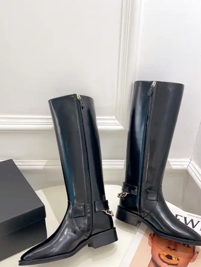 hype Chanel Boots