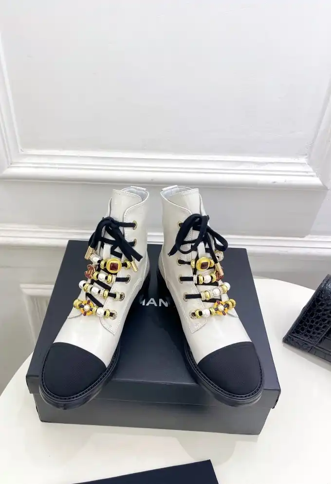 hype Chanel Boots