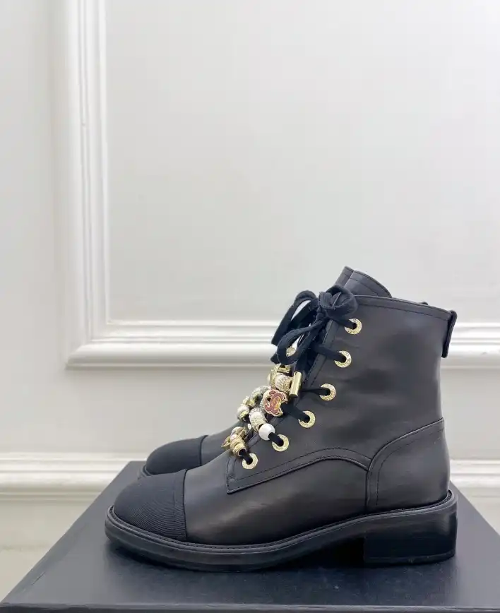 hype Chanel Boots