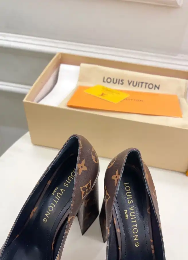 hype LV High Heels