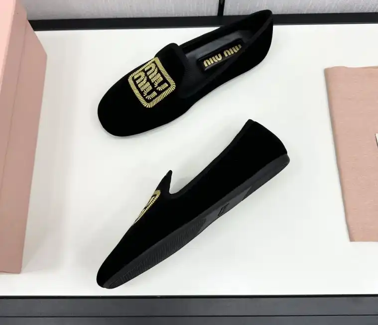 hype Miu Miu Slippers