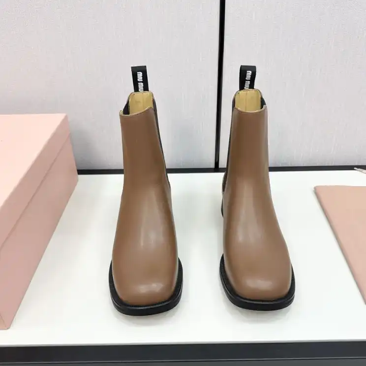 hype Miu Miu Boots