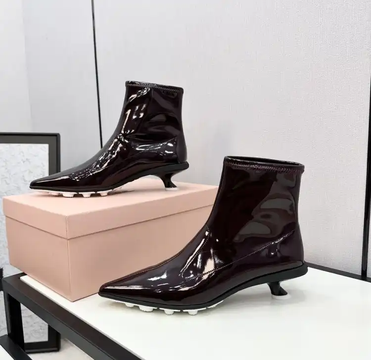 hype Miu Miu Boots