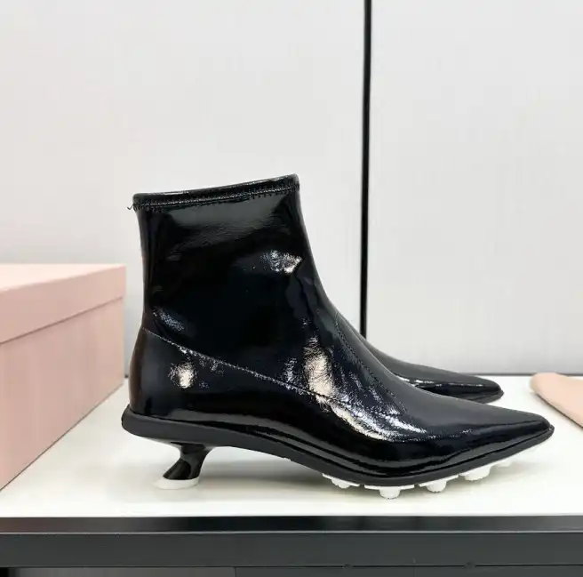 hype Miu Miu Boots