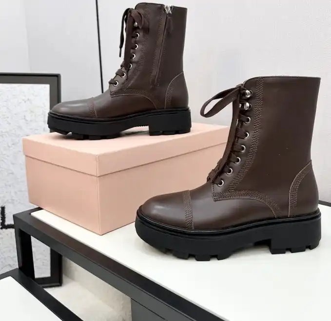 hype Miu Miu Boots