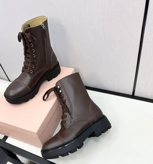 hype Miu Miu Boots