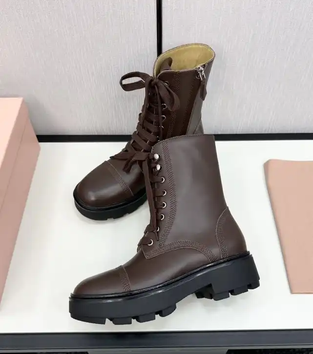 hype Miu Miu Boots