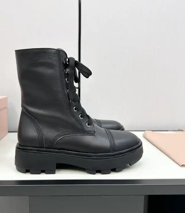 hype Miu Miu Boots