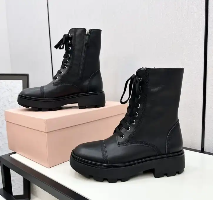 hype Miu Miu Boots