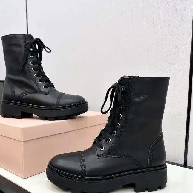 hype Miu Miu Boots